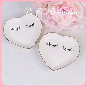 💗Vanity {LASHES} Heart Shaped Trinket Trays {2pc}
